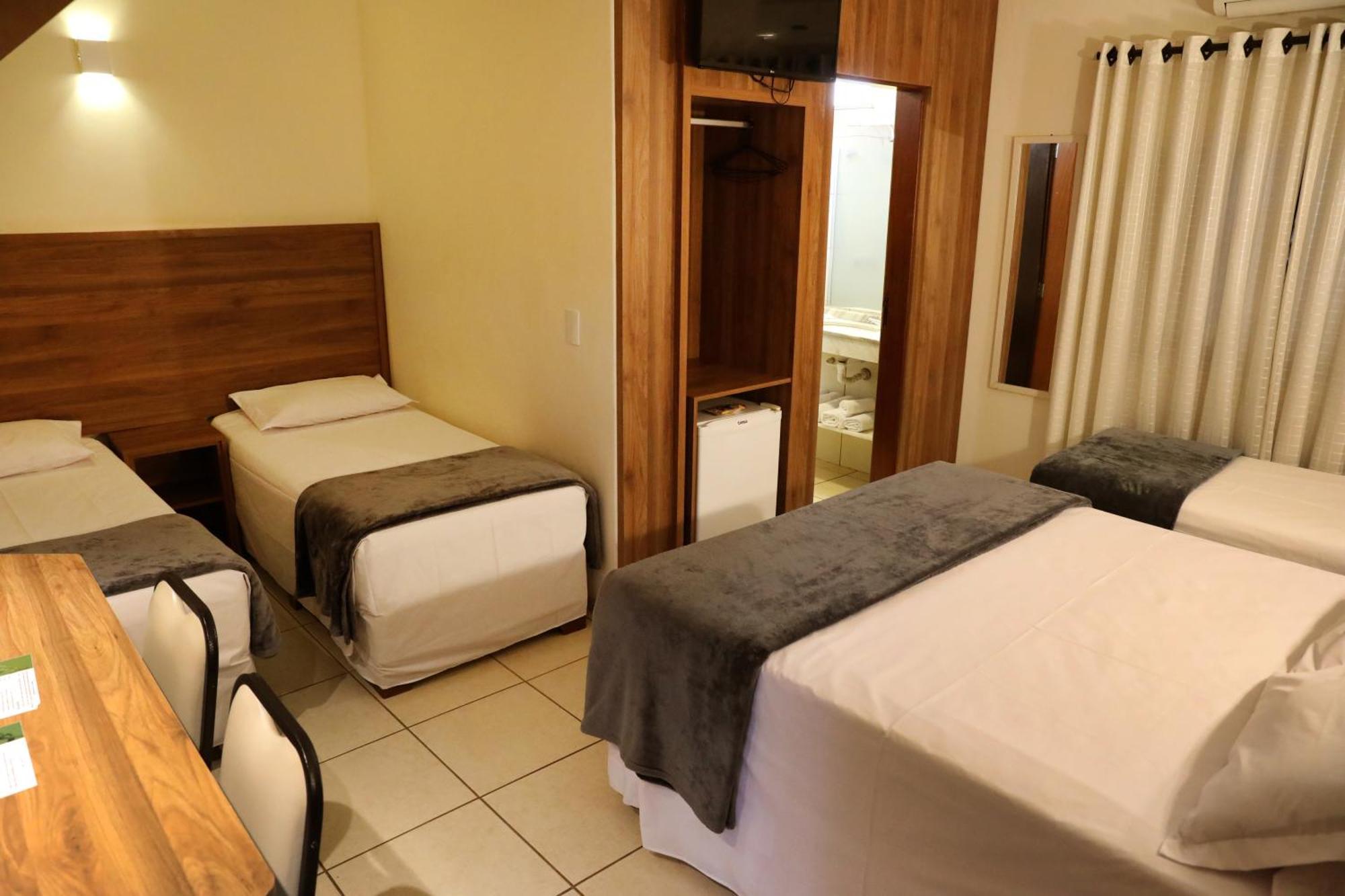 Hotel Roda D'Agua Andradina Habitación foto